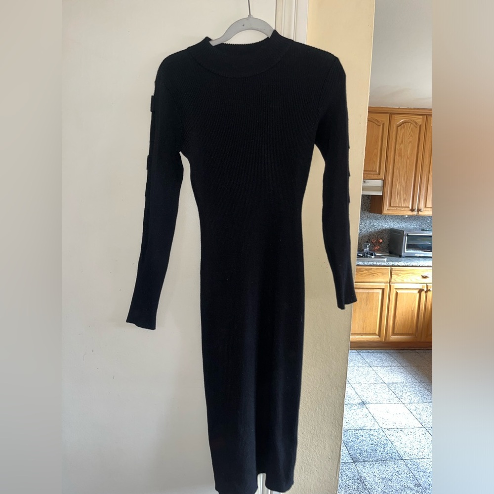 Bodycon Dress with sleeve designs